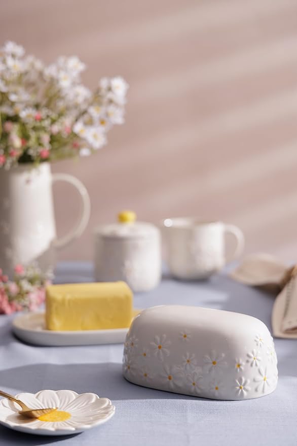 Price & Kensington Daisy Butter Dish Ceramic Hand Painted Flower Embossed White