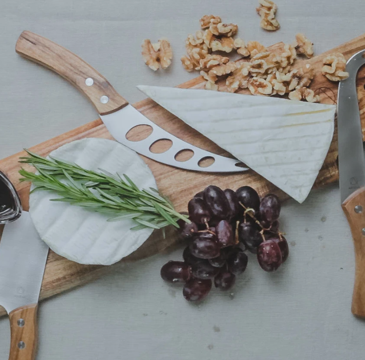 Artesa 3 Piece Cheese Knife Set Wooden Handle