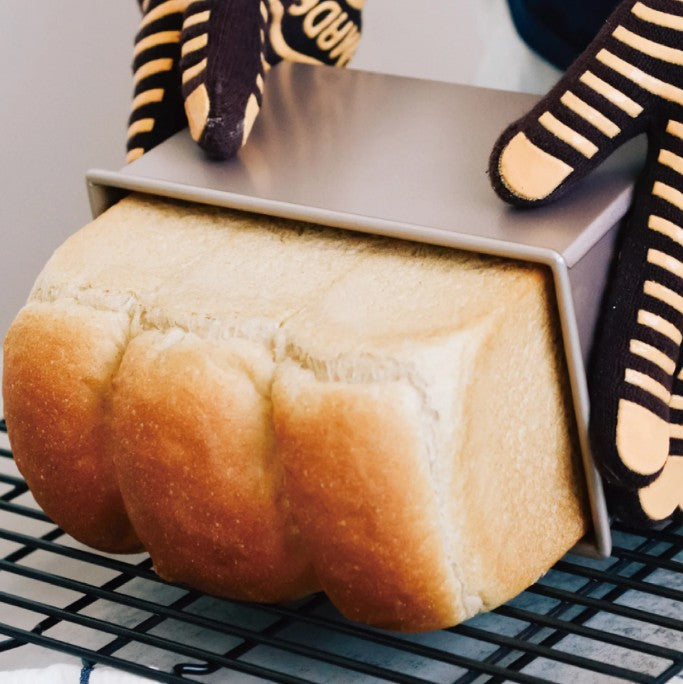 Chefmade Loaf Pan With Cover 450g - 21cm