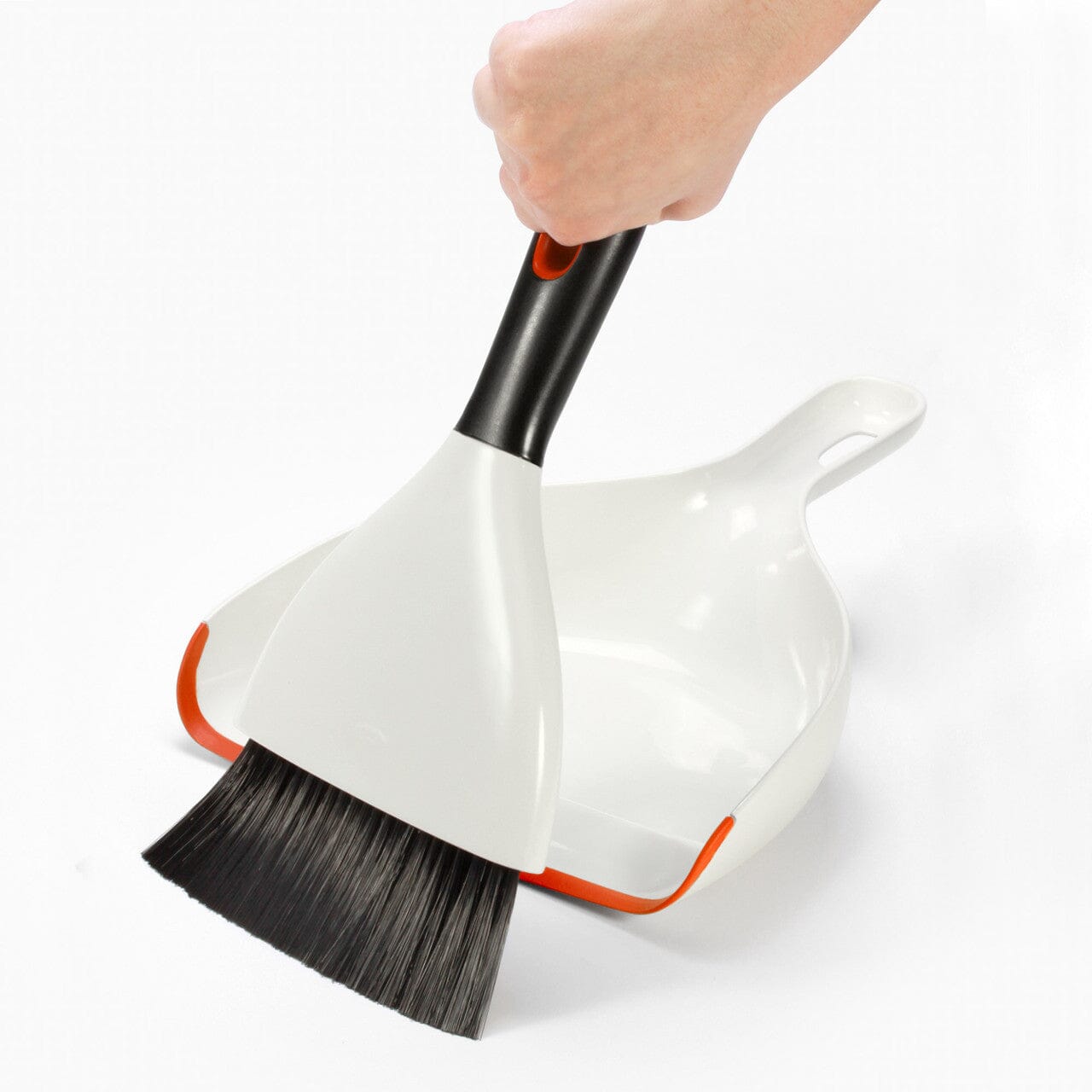 Oxo Good Grips Dust Pan And Brush Set Brushes The Cooks Kitchen 
