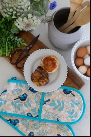 Allgifts Australia Double Oven Glove - Blue Wren Mitts & Gloves The Cooks Kitchen 