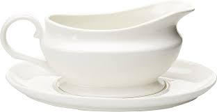 Maxwell & Williams White Basics Gravy Boat & Saucer 550ml 