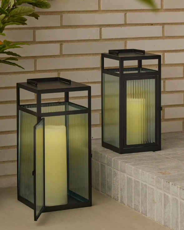 Rogue Elaris Solar Candle White 10x10x30cm