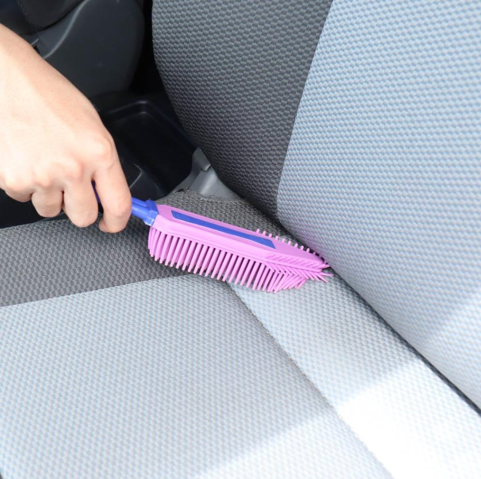 White Magic Pet Hair Brush 27cm