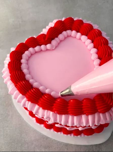 Mondo Heart Cake Board 10in White - 3mm Compressed