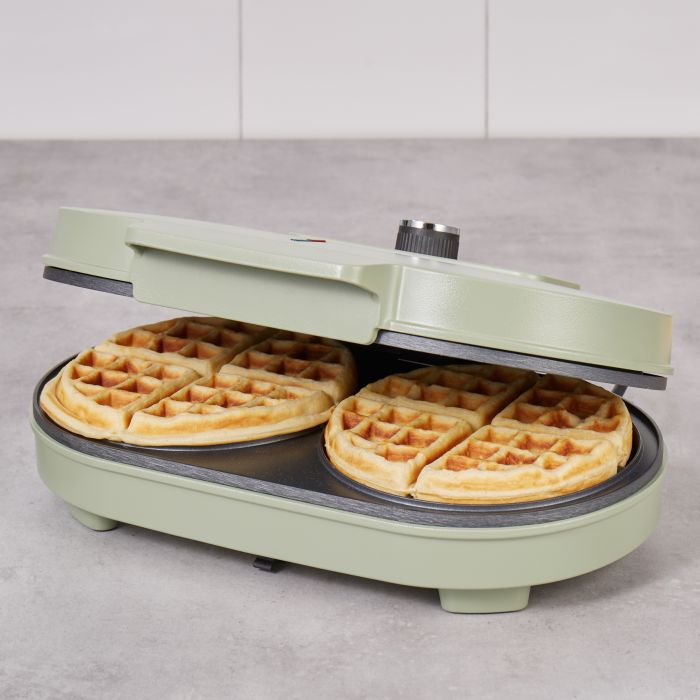 Davis & Waddell Non-stick Double Waffle Maker