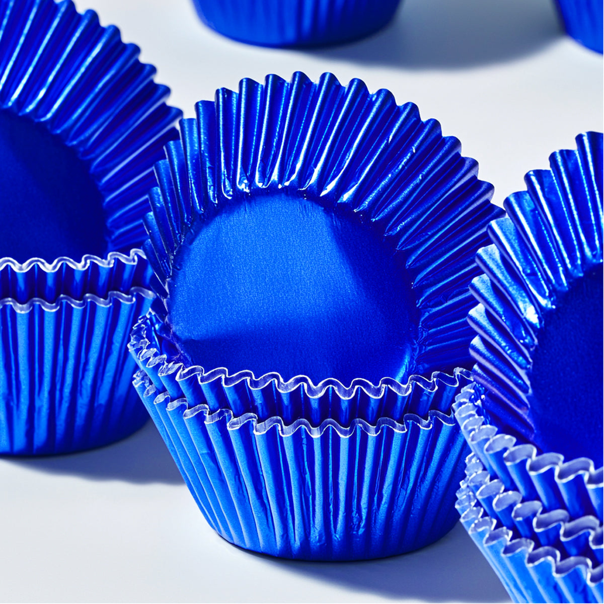 Papyrus & Co Medium Navy Foil Baking Cups (50 Pack) - 44mm Base